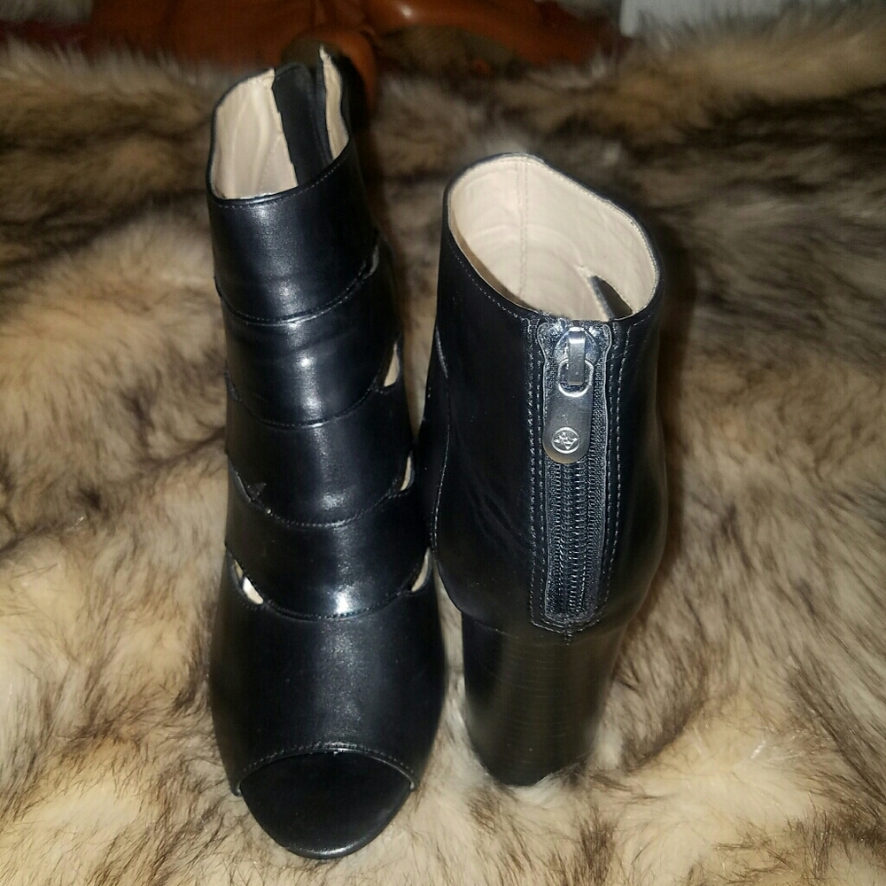 Steve Madden Chunky Heeled Bootie